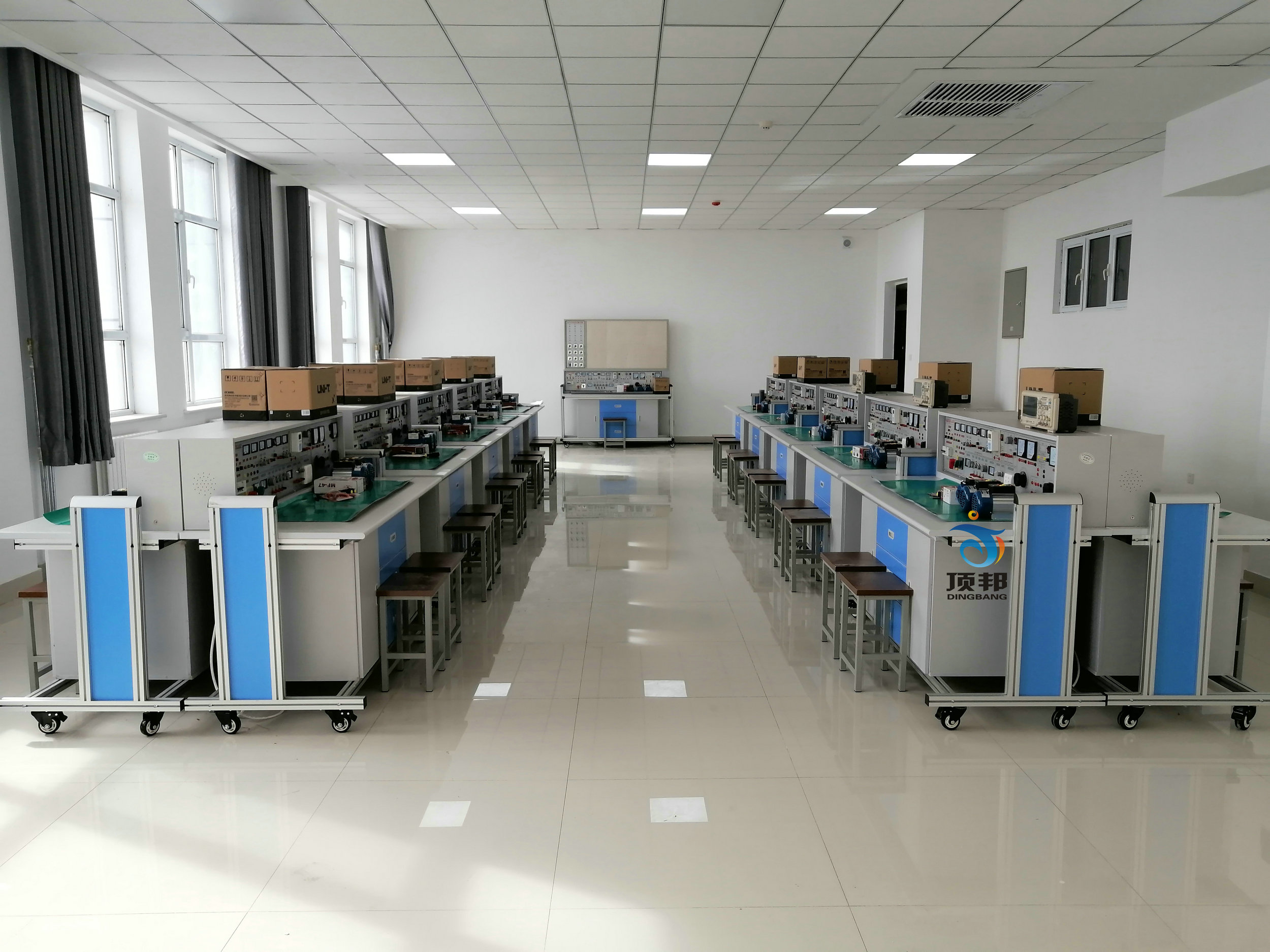 ͨ��늹������������τӣ���ֱ��늙C(j��)���ĺ�һ��(sh��)�(y��n)���O(sh��)��