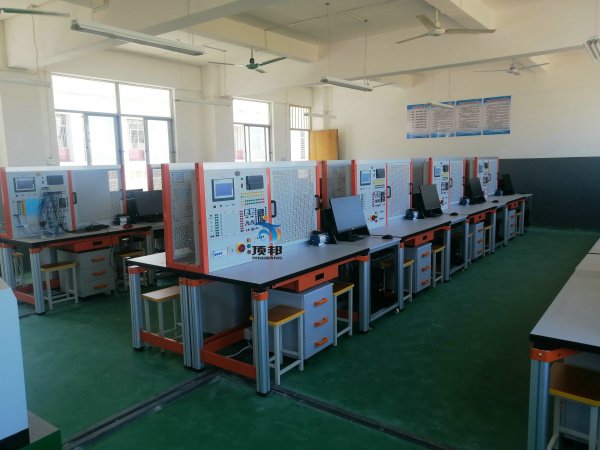 PLC�ɾ��̿��Ƽ��g(sh��)�C�ό�Ӗ(x��n)�b��