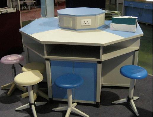 中小學(xué)探究實(shí)驗(yàn)室