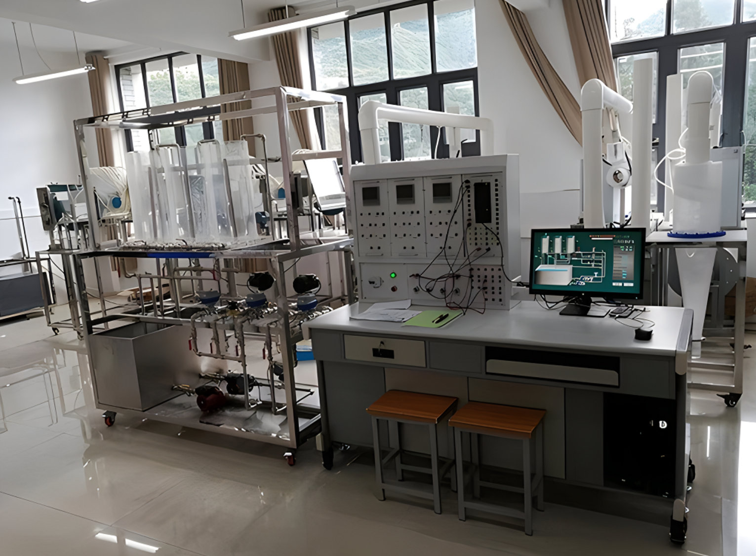 三容水箱對象系統(tǒng)實(shí)驗(yàn)裝置