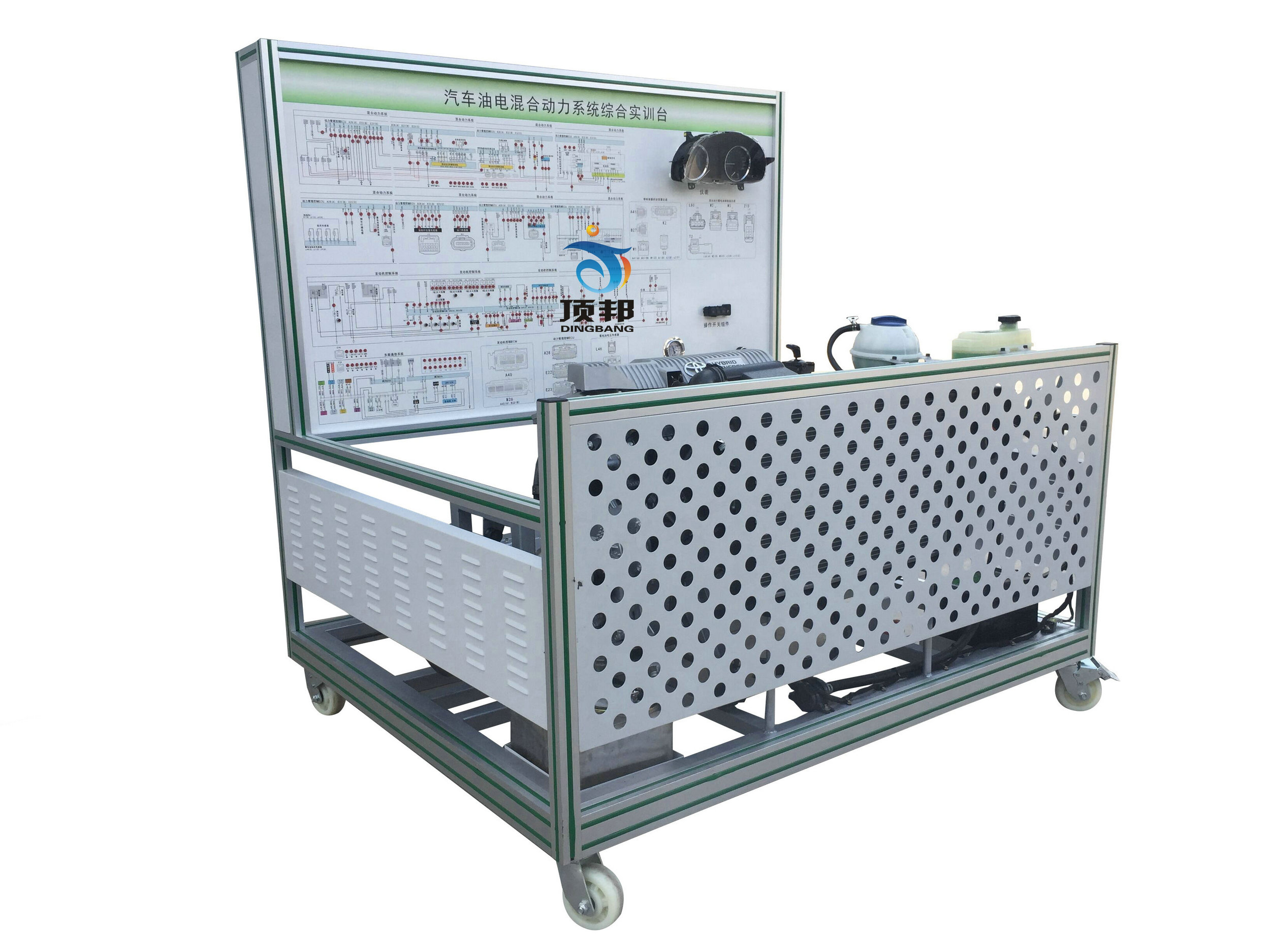 汽車工程系新能源實訓室