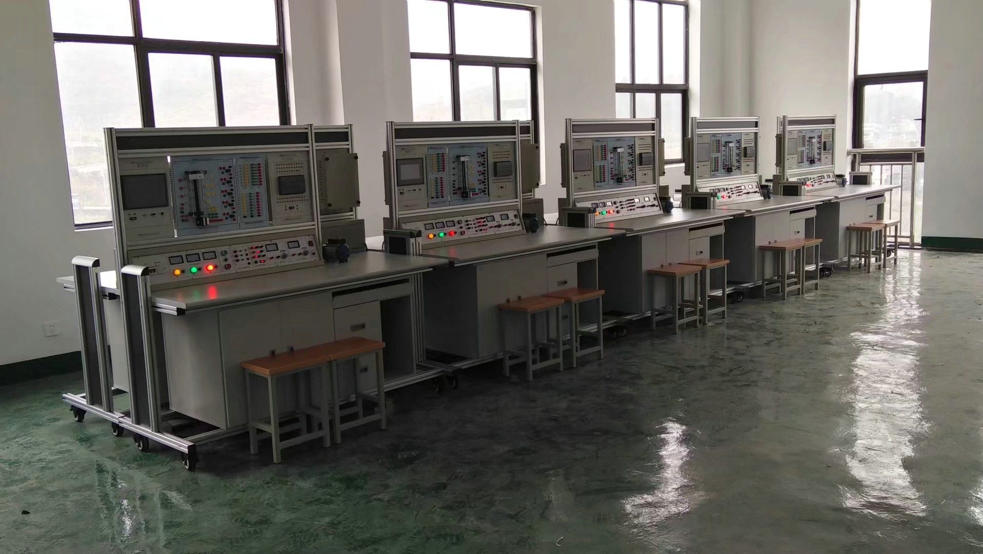 �W(w��ng)�j��PLC�ɾ��̿�������׃�l�{(di��o)�ټ�늚���ƌ���b��