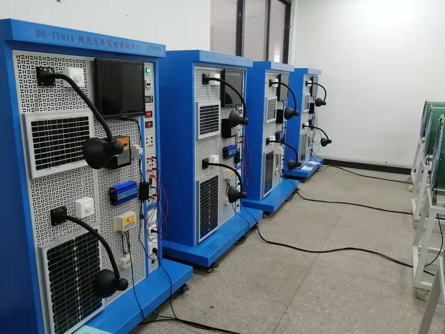 風(fēng)光互補發(fā)電實訓(xùn)平臺