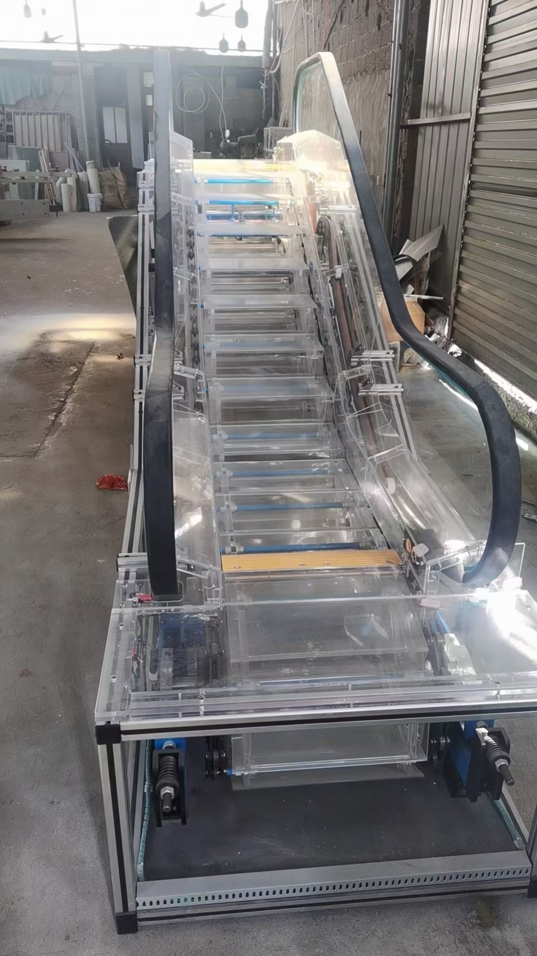 透明扶梯教學(xué)模型