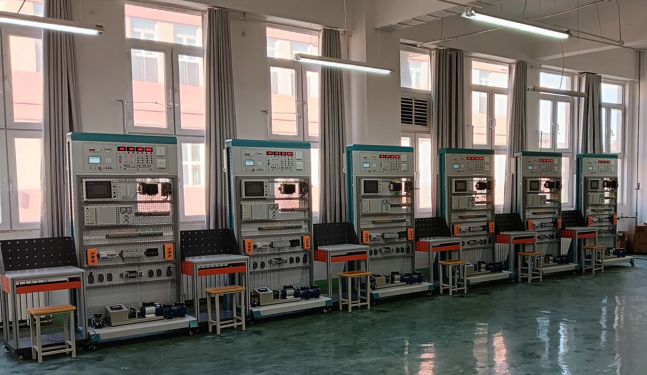 PLC���g��Ӗ�b��