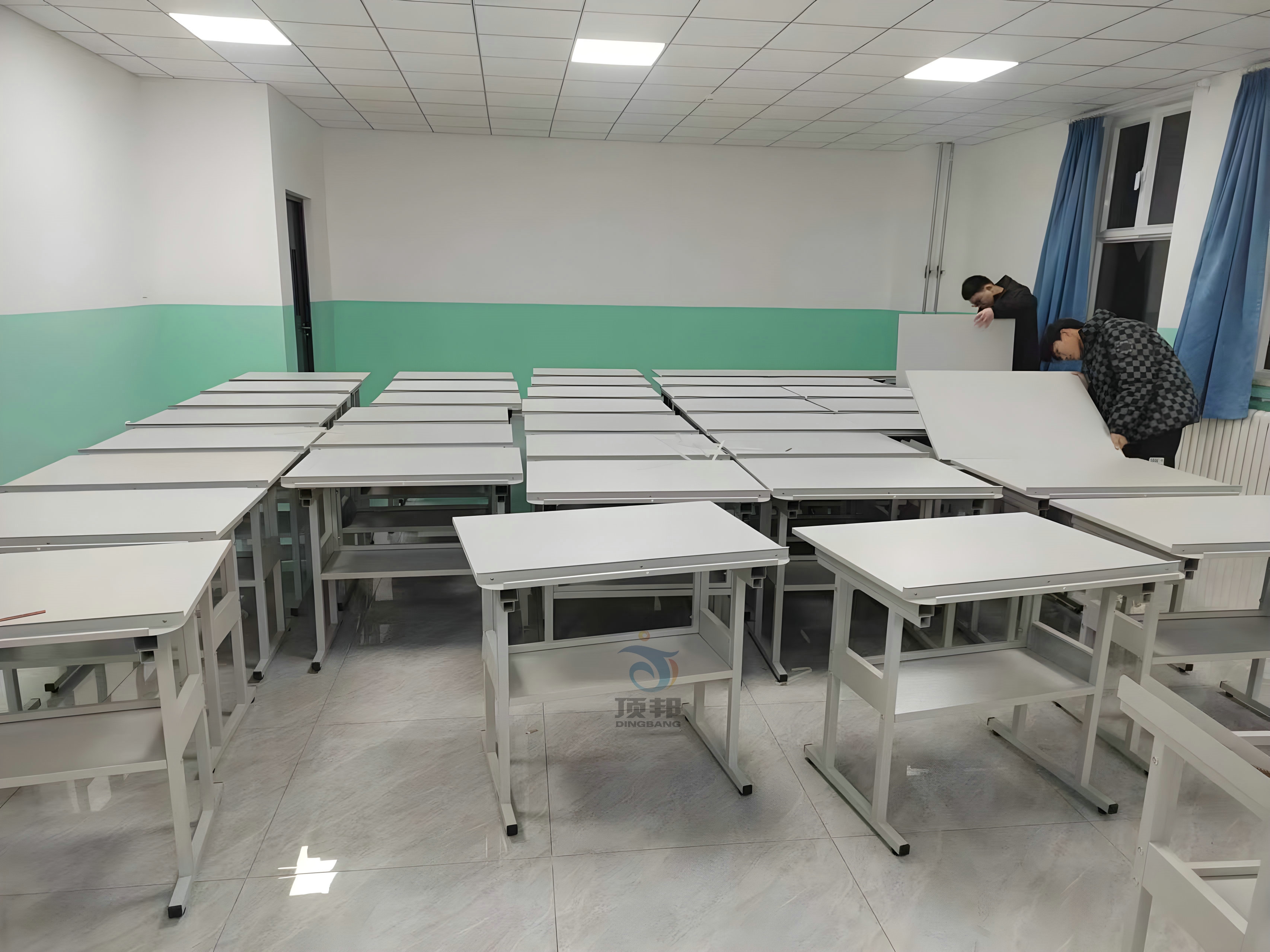 工程制圖實驗室設(shè)備