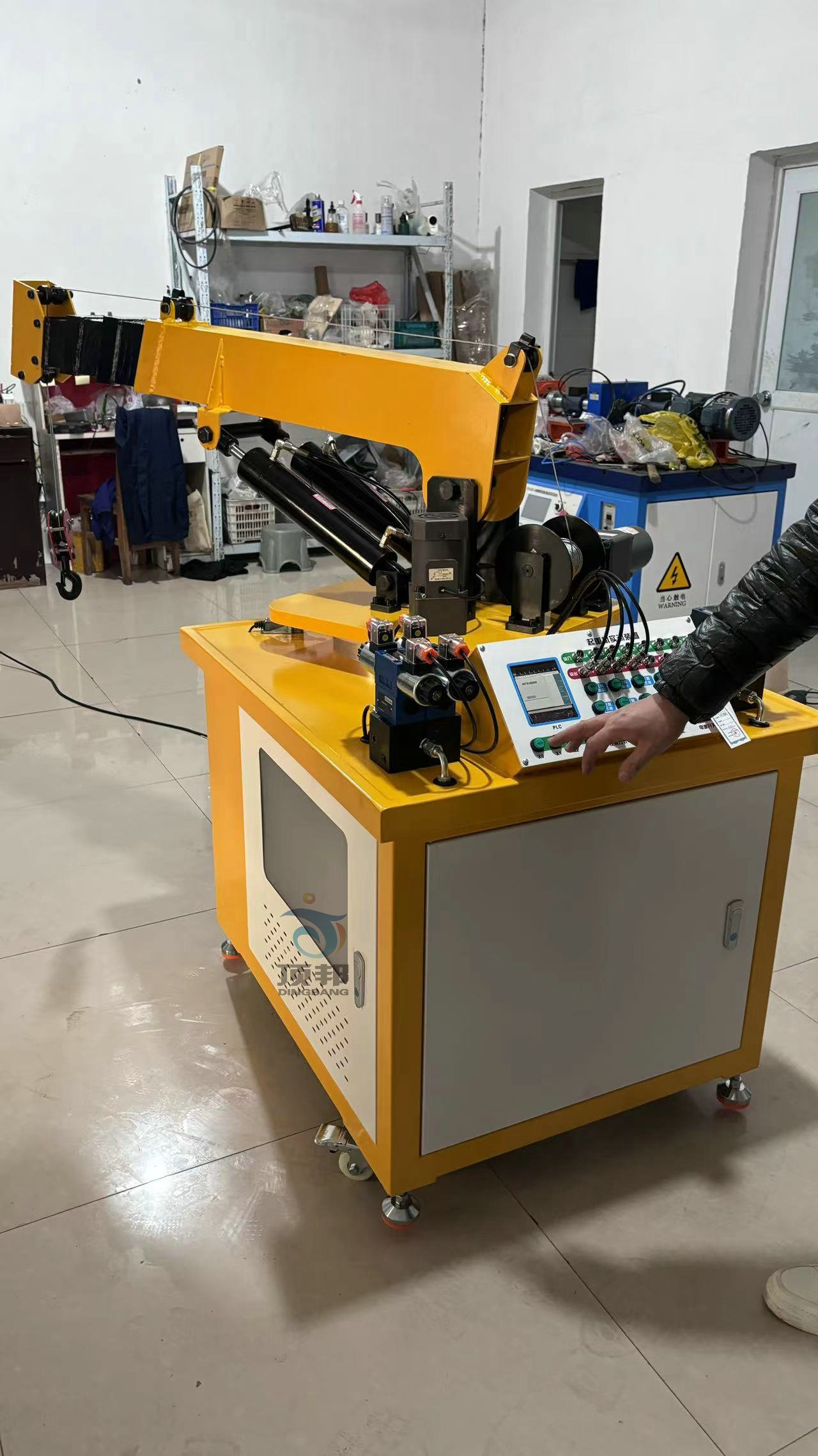 起重機(jī)實(shí)訓(xùn)裝置