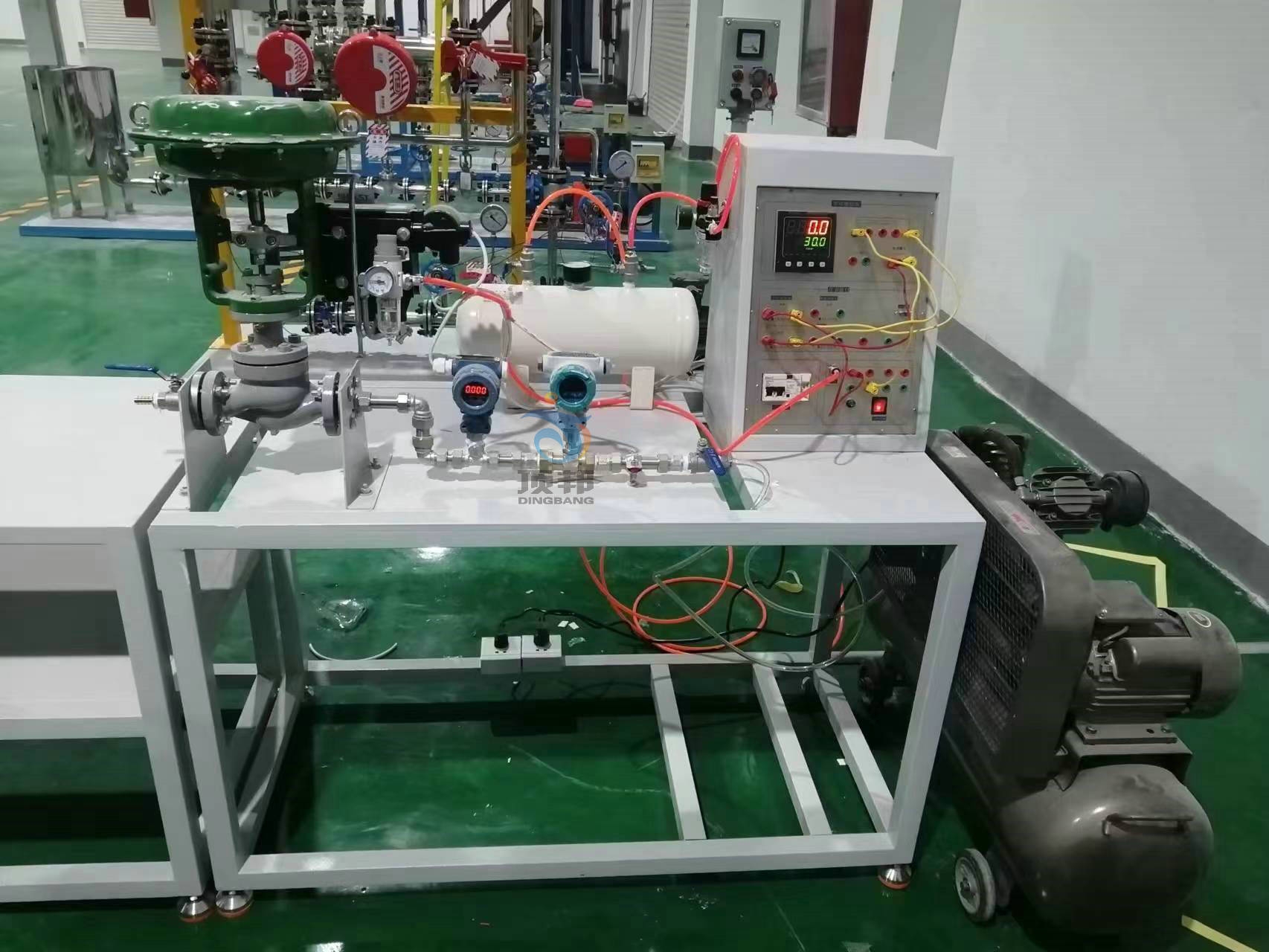 ����{��(ji��)�y���b�{У��Ӗ�b��