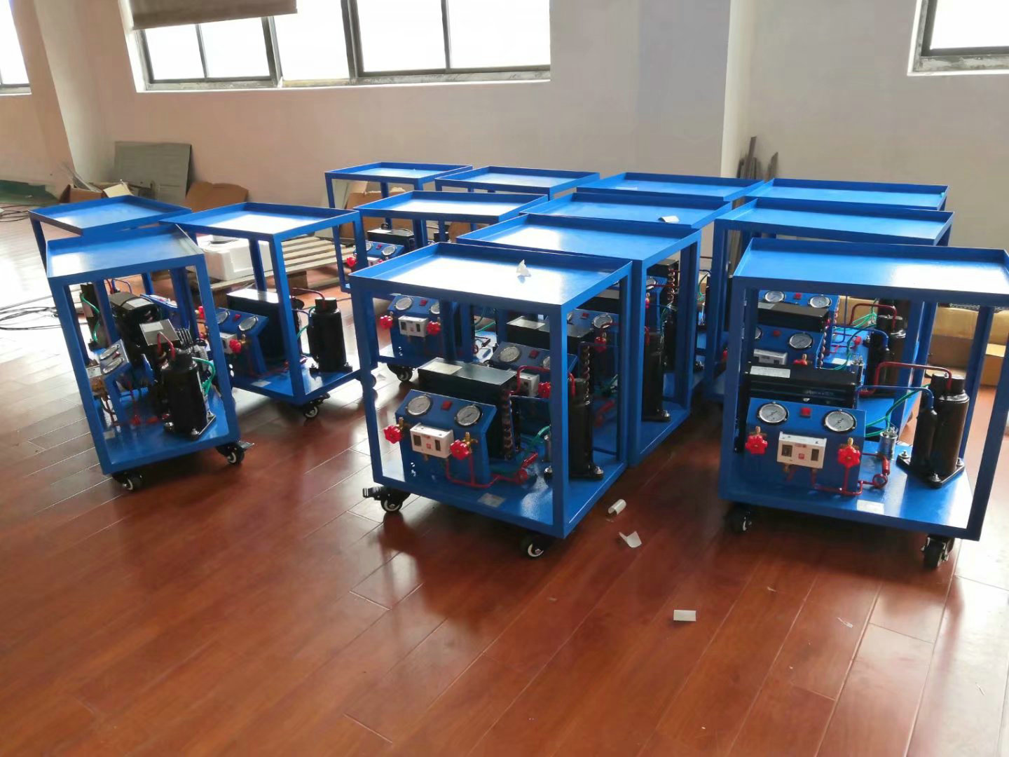 空調(diào)加壓實(shí)訓(xùn)裝置